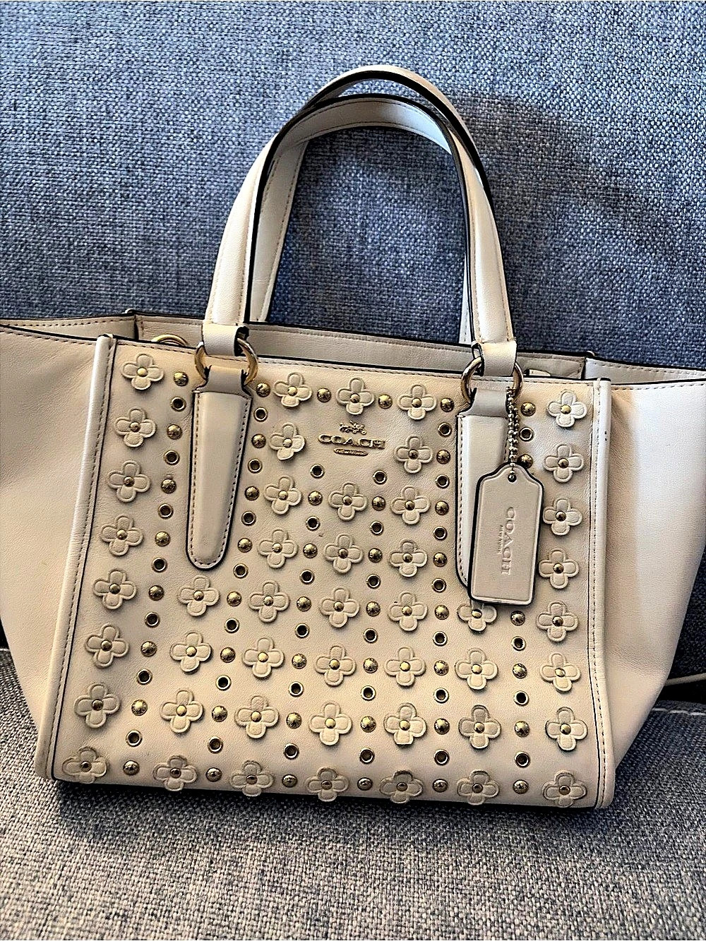 Coach Swagger 27 with Tea Rose Applique Tea Rose Applique Tote White & Gold